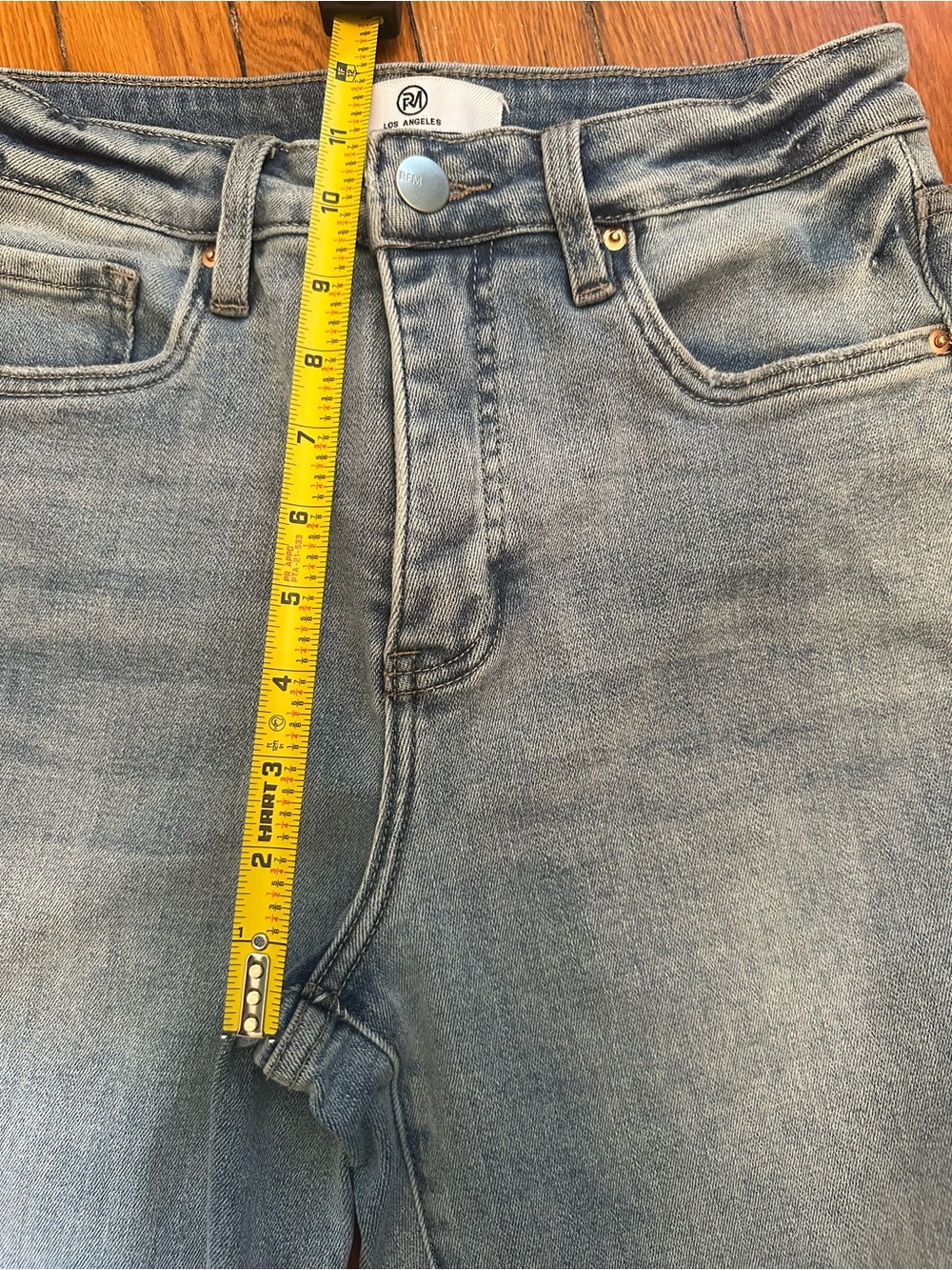 RFM Jeans Women's Crop Frayed Hem Distressed Stretch Size 7/28  1025 - Picture 6 of 8